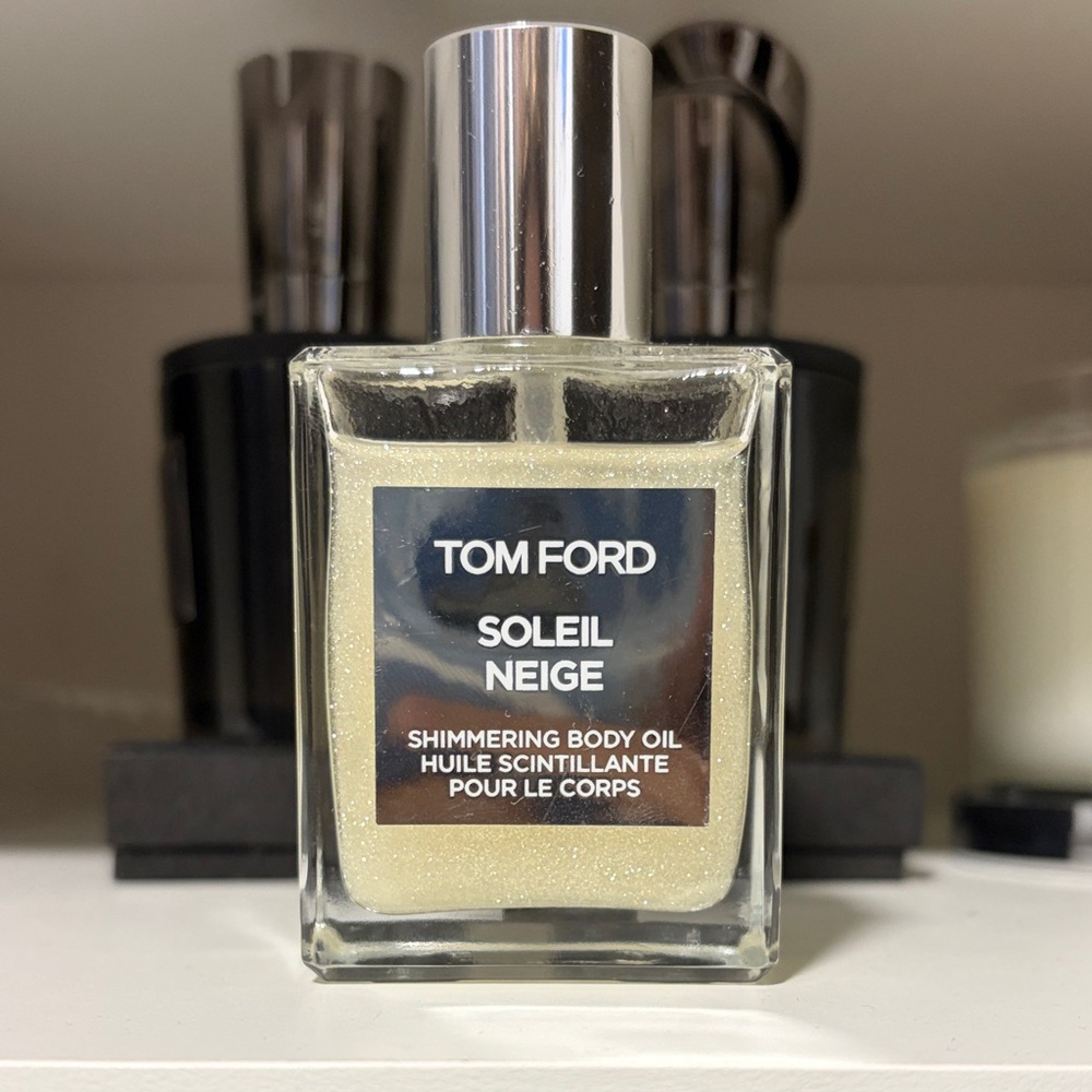 Tom Ford Soleil Neige Shimmering Body Oil - Gold